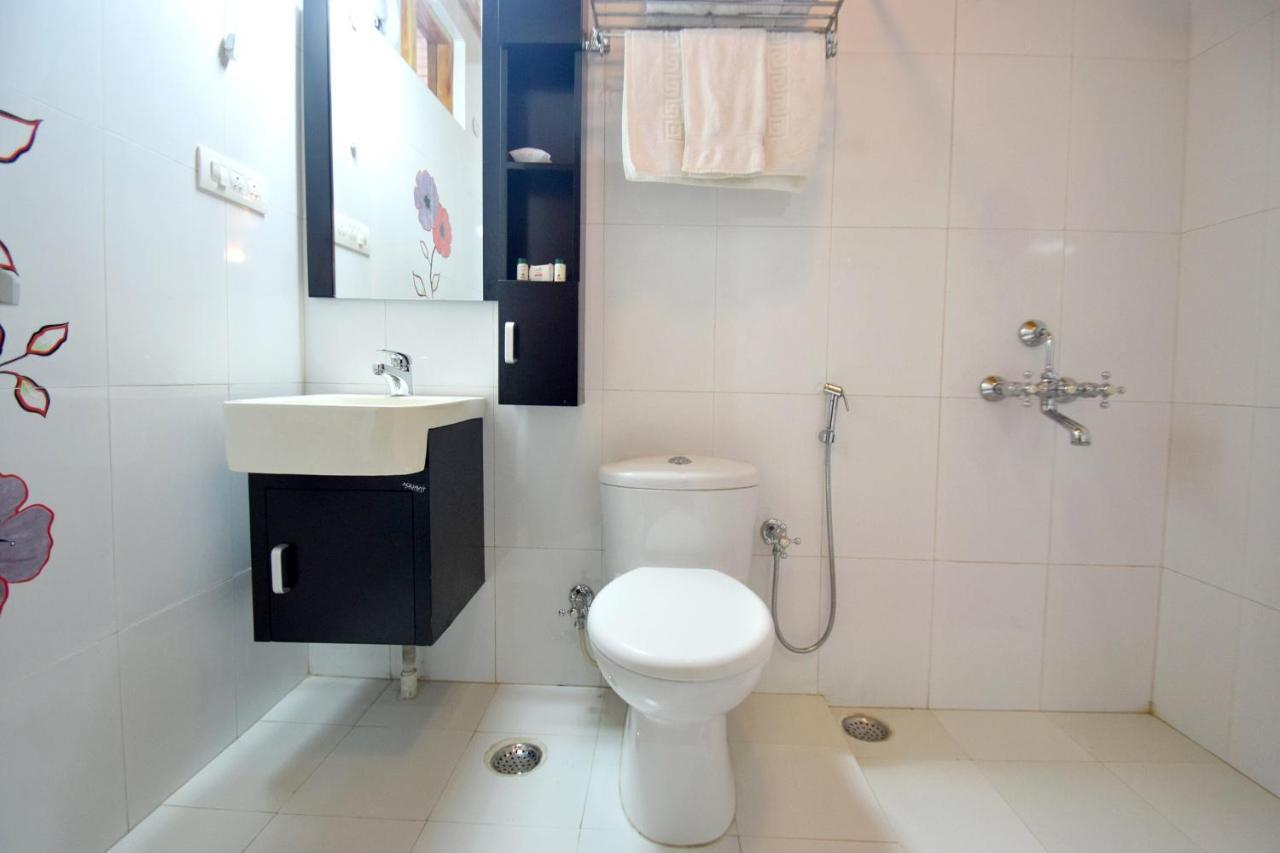 Oyo 11580 6Th Element Cottage 马拉里 外观 照片